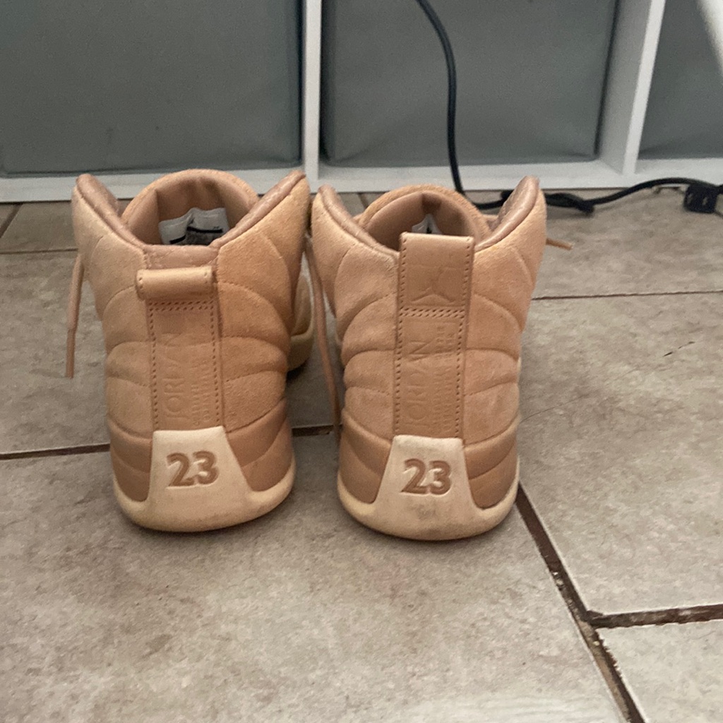 Jordan 12s Size 6.5women